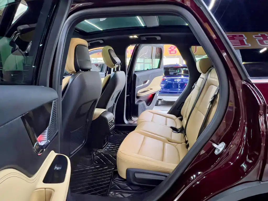 Explorer 2020 2.0T AWD Grand Edition