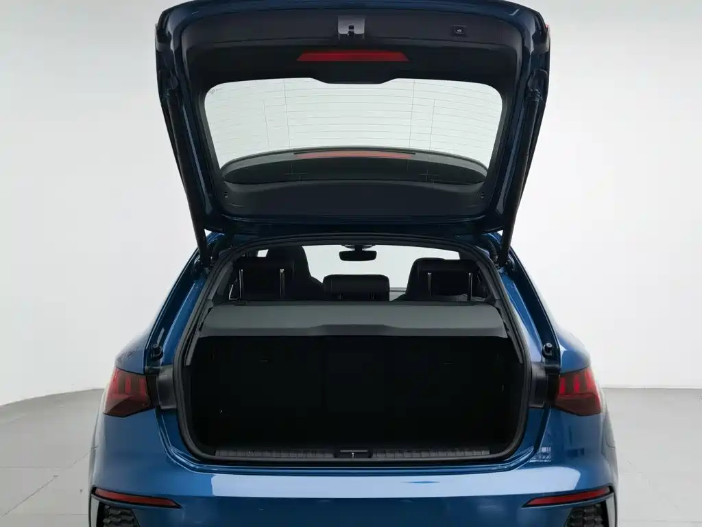 Audi A3 2021 Sportback 35 TFSI Fashion Sport Edition