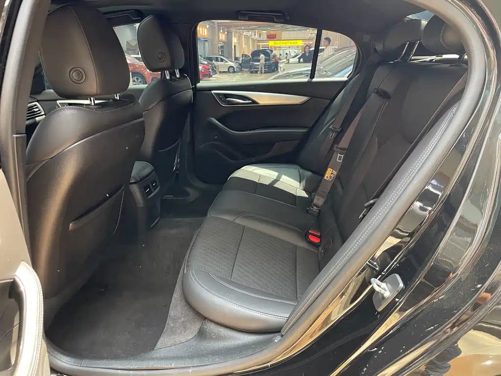 Cadillac CT5 2022 28T Luxury (Standard)