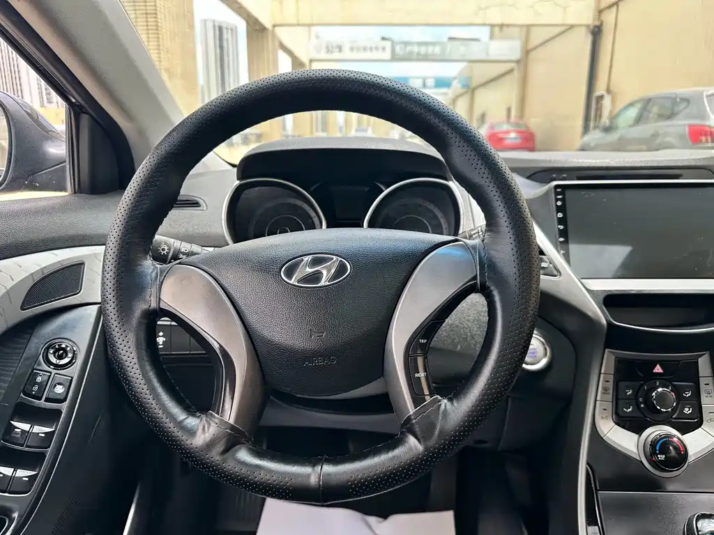 Langdong 2013 Model 1.6L Automatic Leading Edition