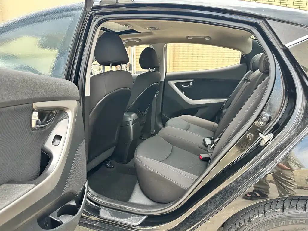 Langdong 2013 Model 1.6L Automatic Leading Edition