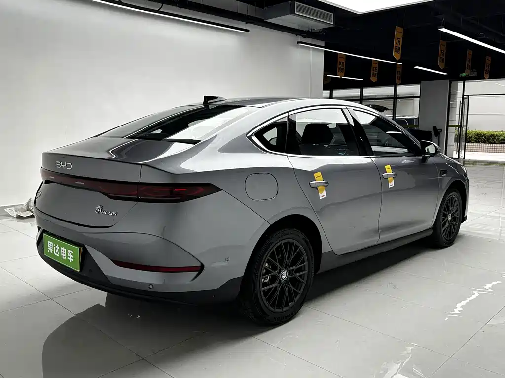 QinPLUS 2025 EV Intelligent Driving Edition 510KM Surpassing Version