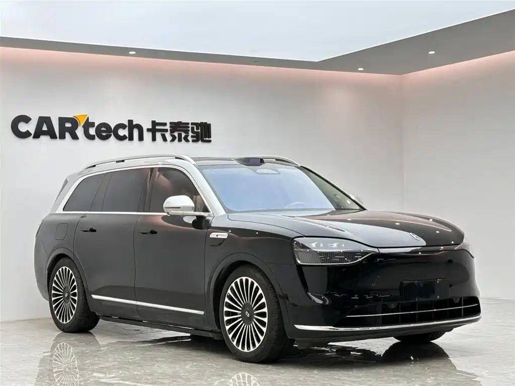 SUV 2025 Model Range-Extended Ultra Edition 52kWh 6-Seat Version 192-line LiDAR
