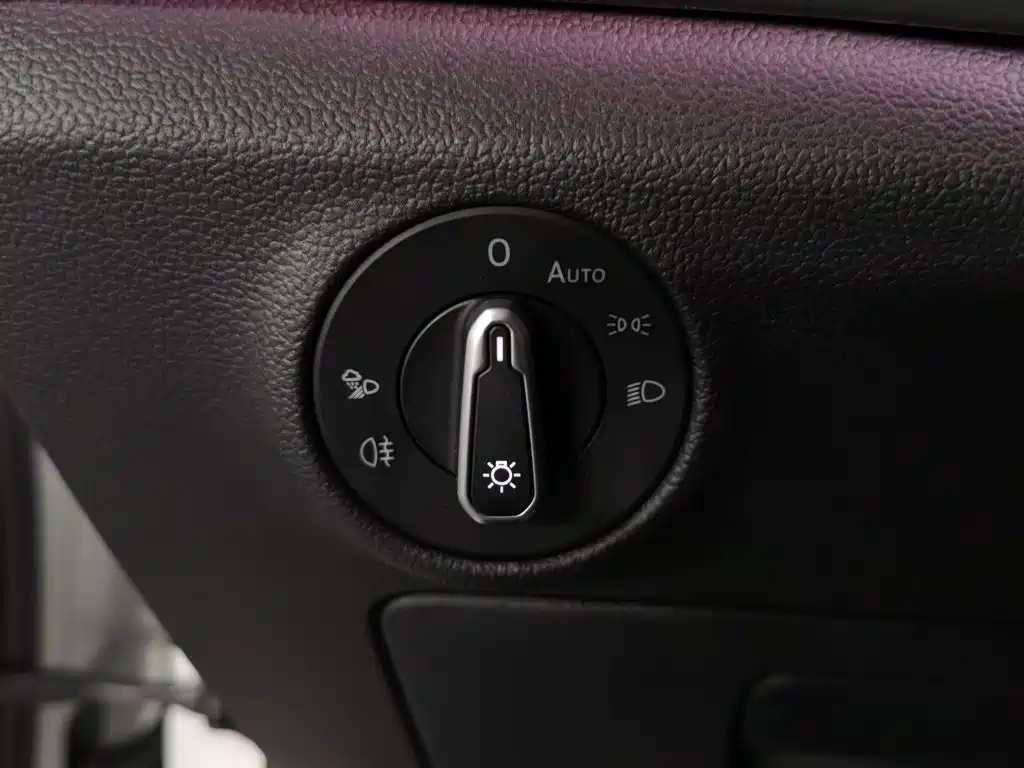 2023 Volkswagen Sagitar 300 TSI DSG Prestige Edition
