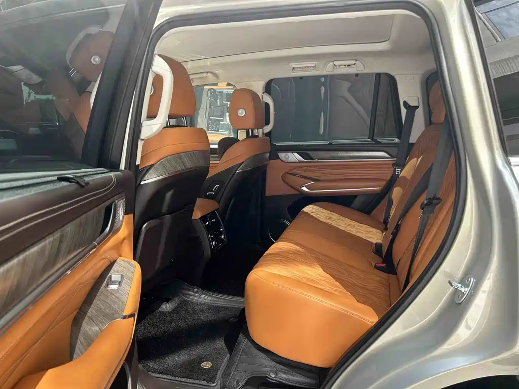 TANK 500 2022 Edition Business Version 5-Seater