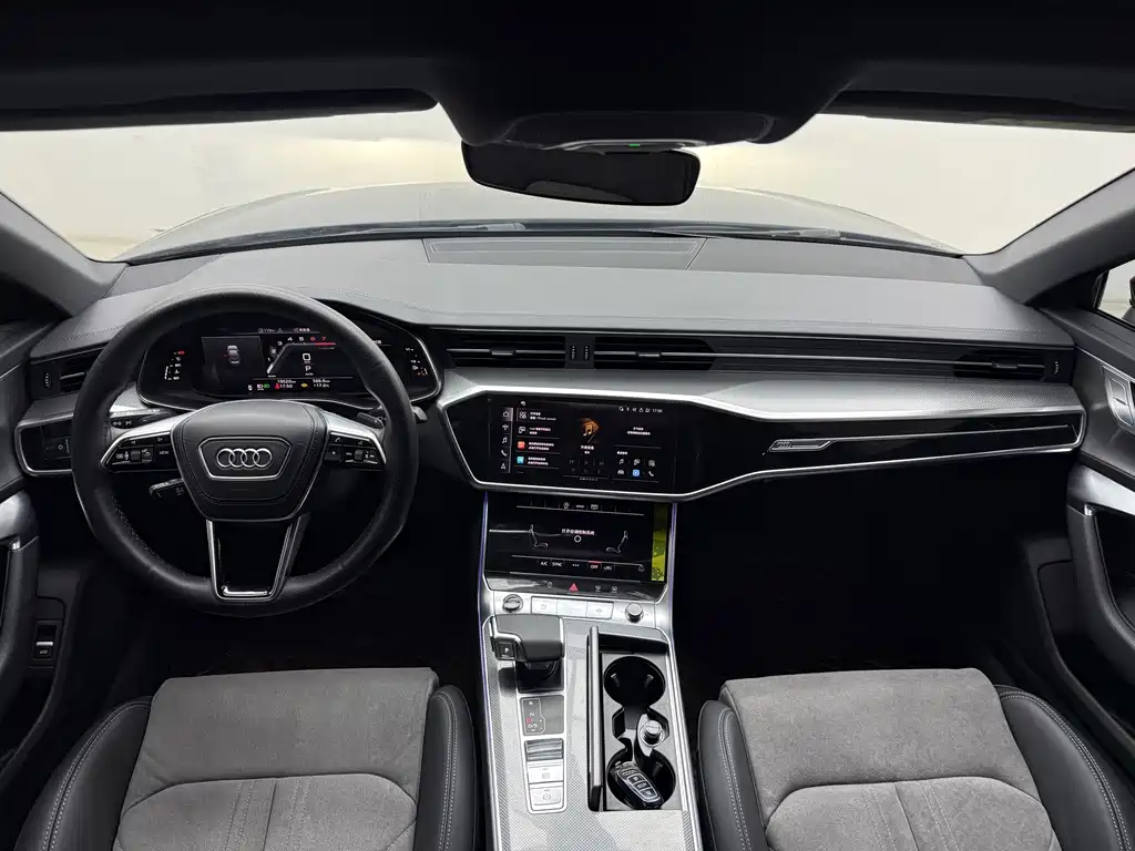 Audi A6L 2024 40 TFSI Luxury Dynamic Edition