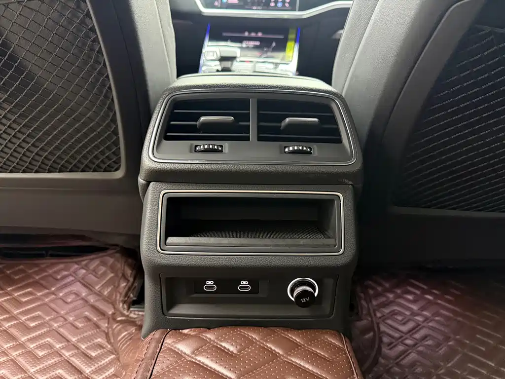 Audi A6L 2024 40 TFSI Luxury Dynamic Edition