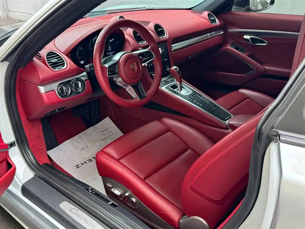 Porsche 718 Cayman 2.0T 2018 Model