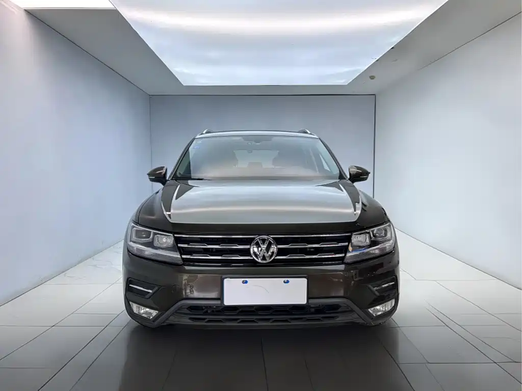 Tiguan L 2017 330 TSI Automatic Two-Wheel Drive Luxury Edition