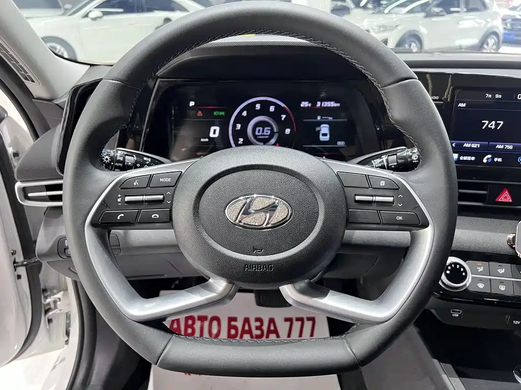 Elantra 2022 1.5L CVT GLX Elite Edition