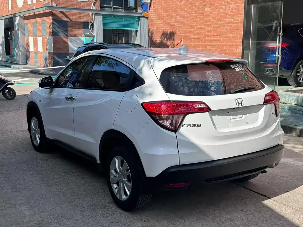 Vezel 2017 1.5L CVT Two-wheel Drive Comfort Edition