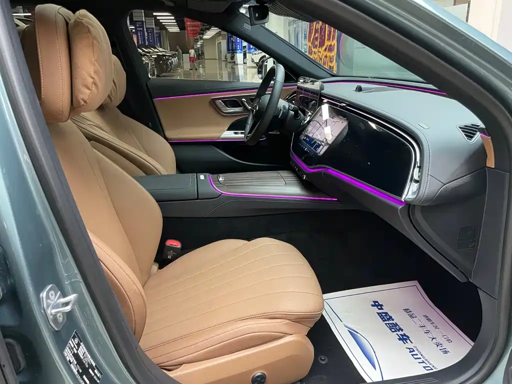Mercedes-Benz E-Class 2025 E 300 L Luxury Edition