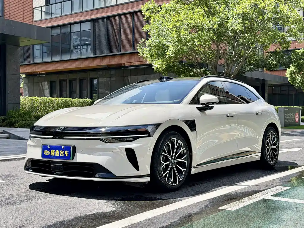 Jizhe 007 GT 2025 Edition Four-wheel Drive Intelligent Driving Version 75kWh