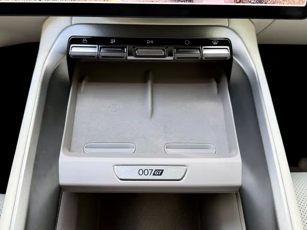Jizhe 007 GT 2025 Edition Four-wheel Drive Intelligent Driving Version 75kWh