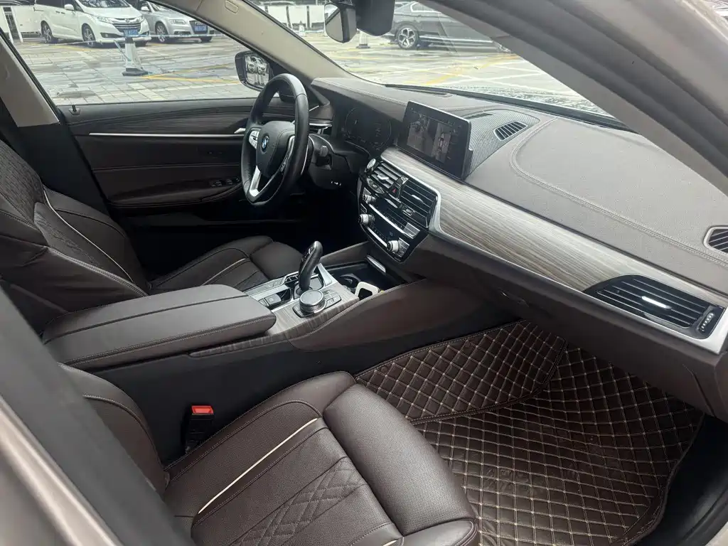 BMW 5 Series 2020 530Li Grandeur Edition Luxury Package