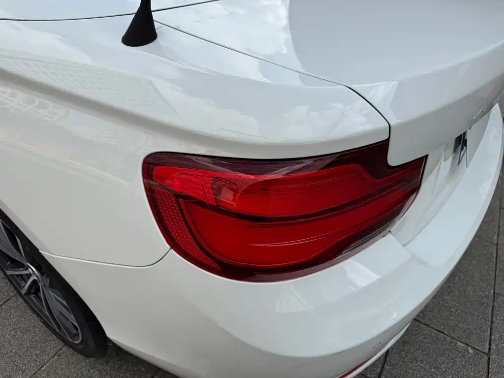 BMW 2 Series Convertible 2018 220i Sport Design Package
