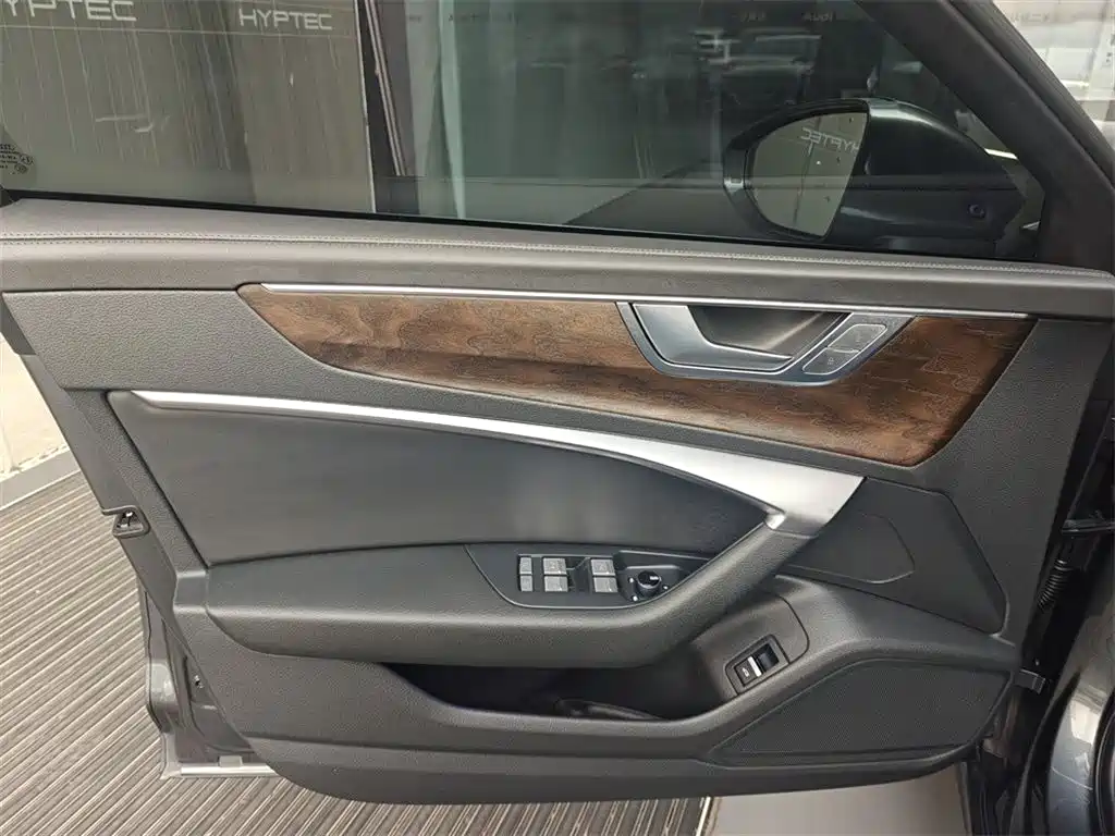 Audi A6L 2024 model 45 TFSI Premium Dynamic Edition