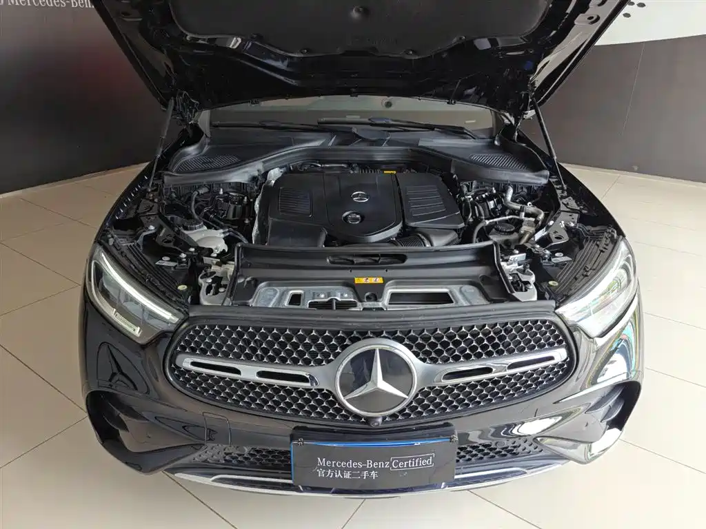 Mercedes-Benz GLC 2023 260 L 4MATIC Luxury 5-door