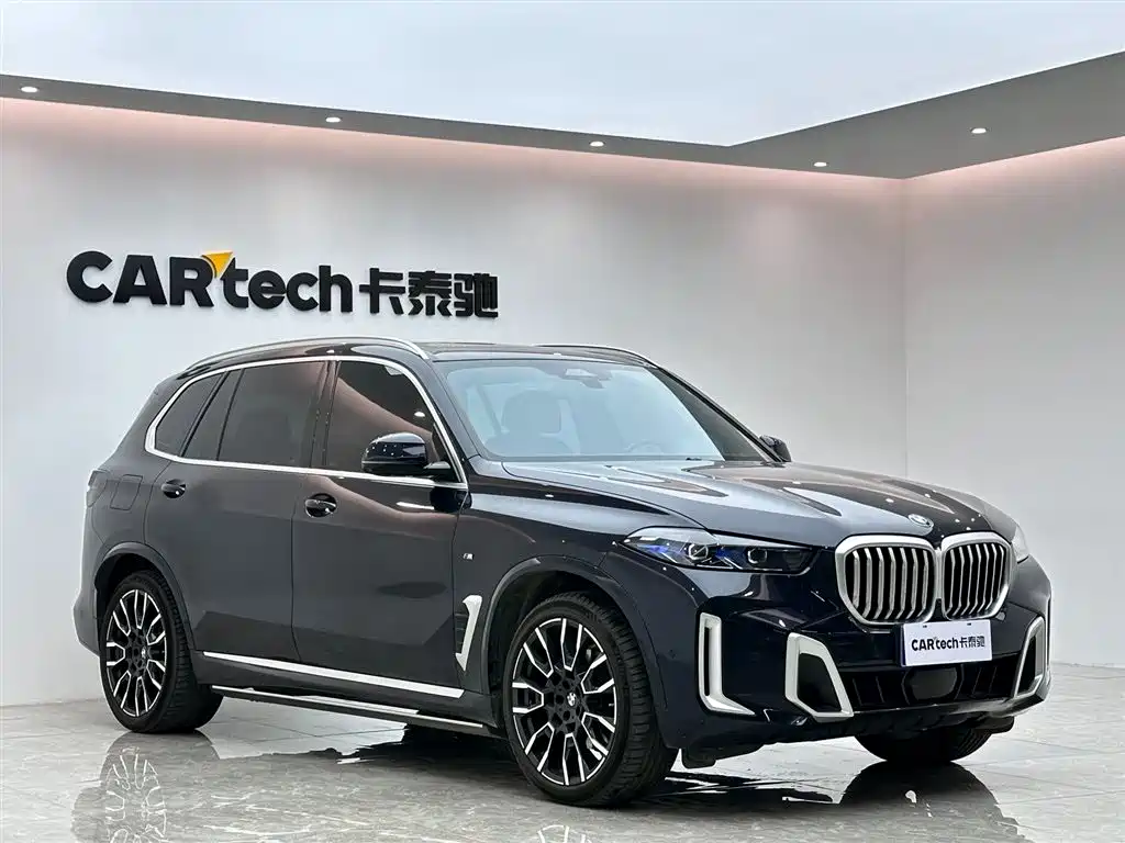 BMW X5 2023 xDrive 40Li M Sport Package