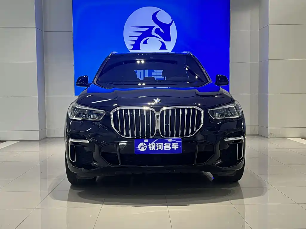 BMW X5 2022 xDrive 40Li M Sport Package