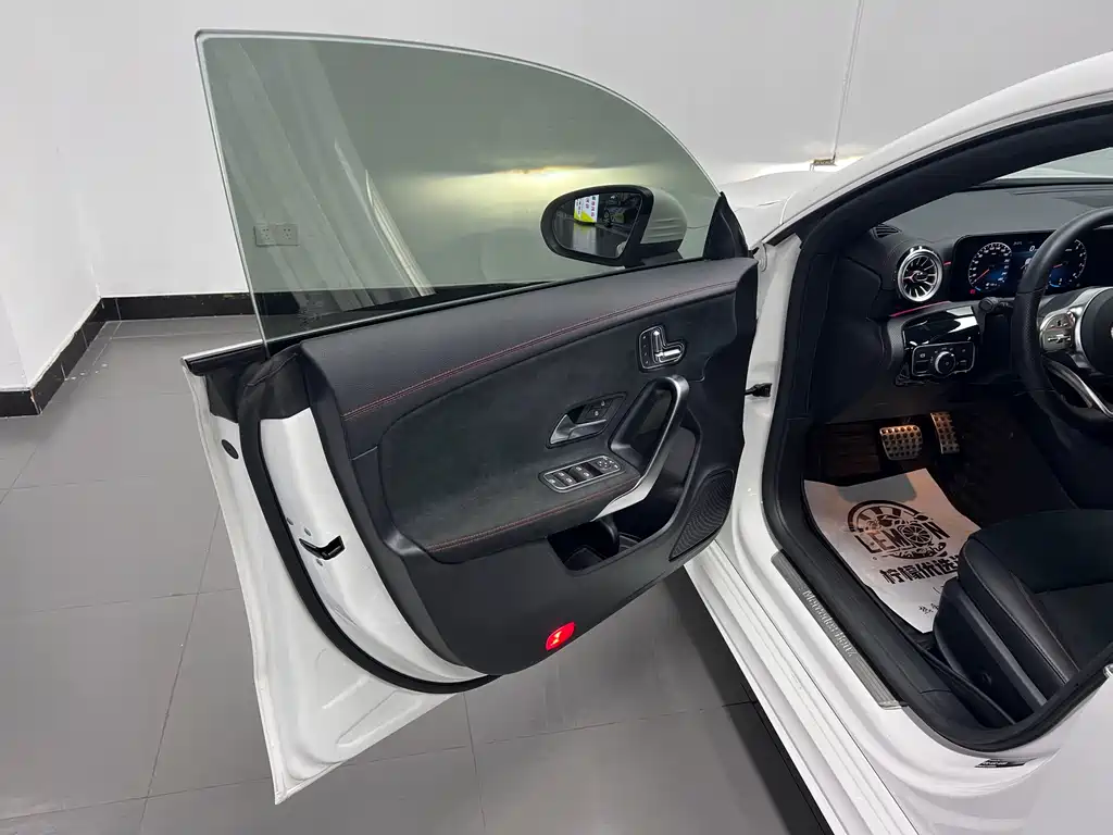 Mercedes-Benz CLA Imported 2023 CLA 200 Coupé