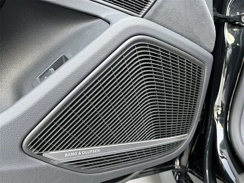 Audi RS 5 2023 Black曜 Edition