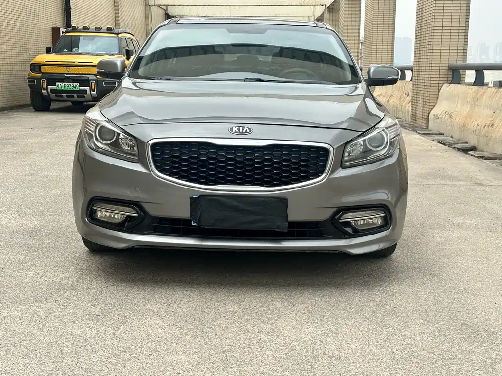 Kia K4 2014 1.8L Automatic GLS