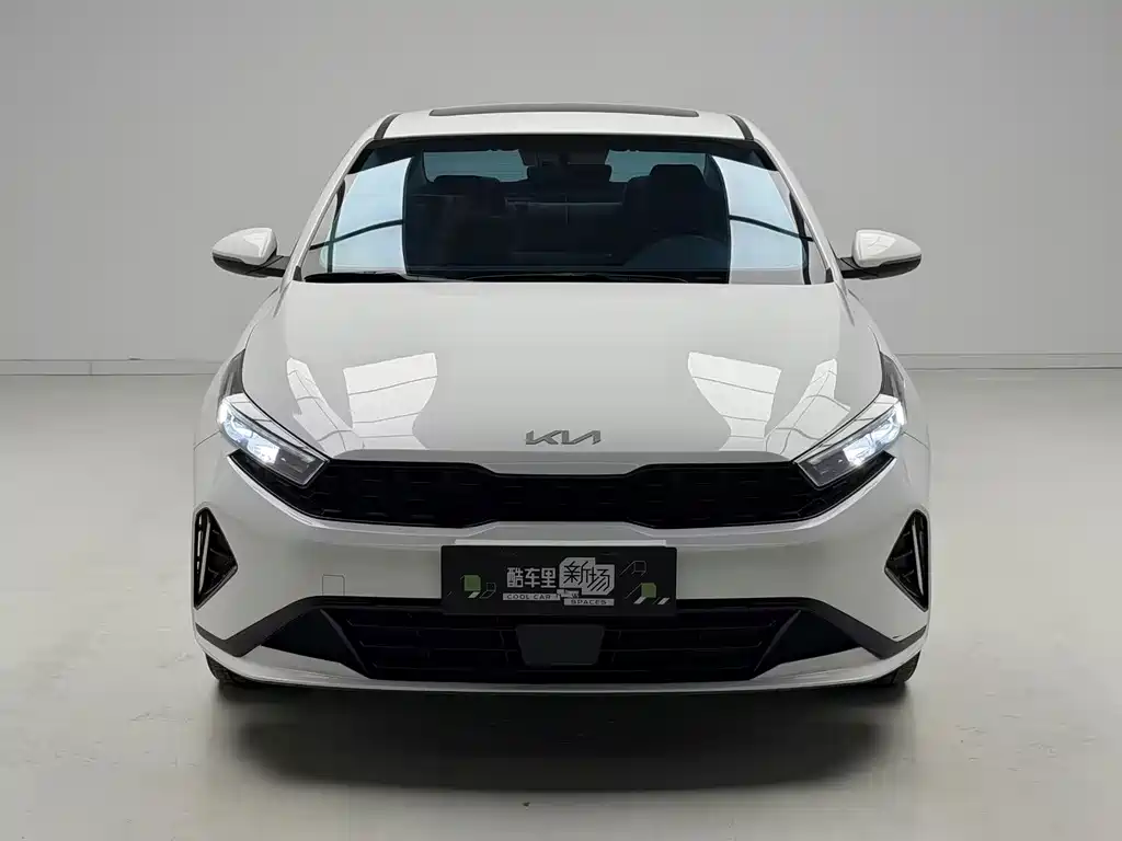 Kia K3 2023 1.5L CVT Luxury Edition