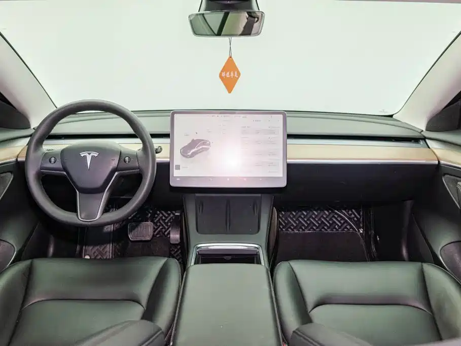 Model 3 Rear-Wheel Drive 2022