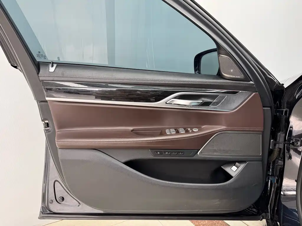 BMW 7 Series 2019 Model Facelift 730Li M Sport Package