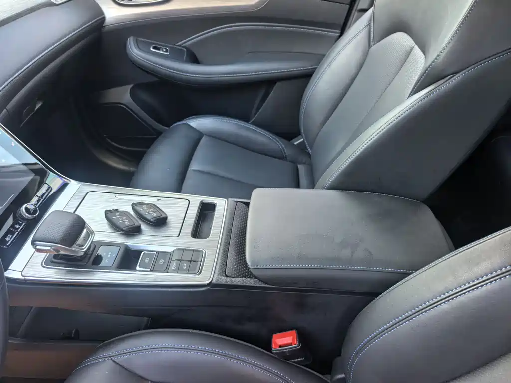 Roewe RX5 2023 Plus 330TGI Automatic Leading Tide Smart Enjoyment Edition