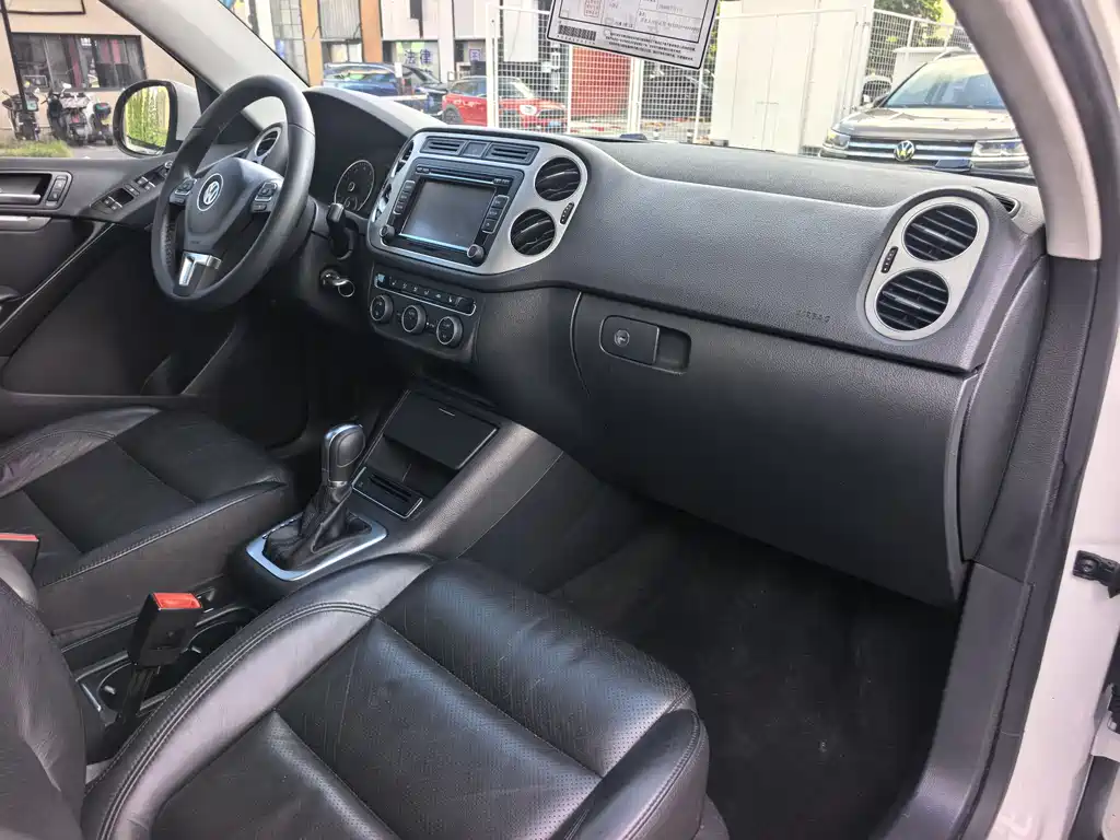 Touguan 2013 1.8TSI Automatic Two-wheel Drive Luxury Edition