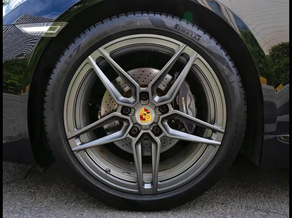 Porsche 718 Boxster 2.0T 2016 Model