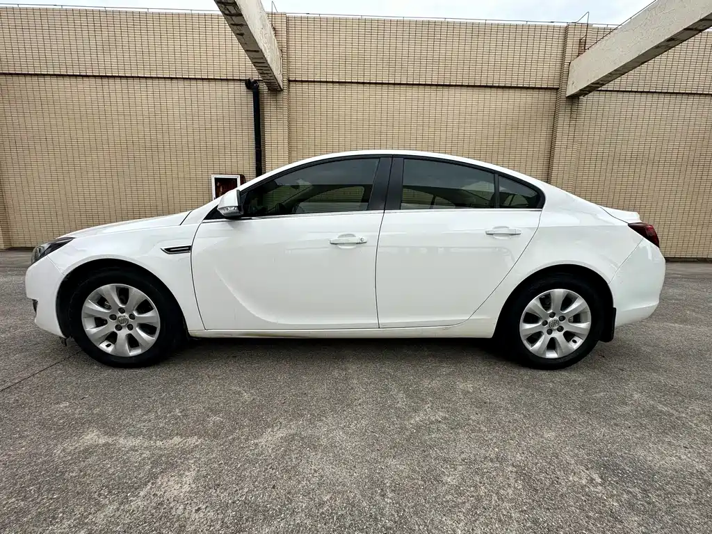 Jingwei 2014 Model 2.0L Leading Fashion Edition