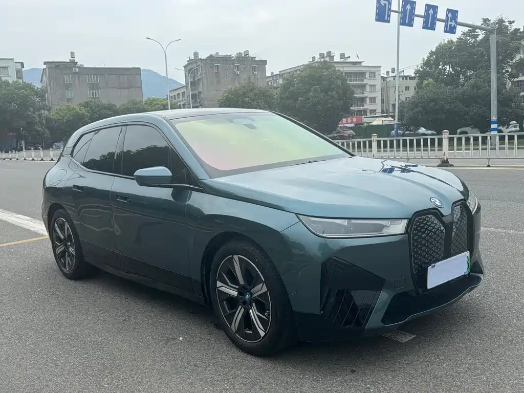 BMW iX xDrive40 2023