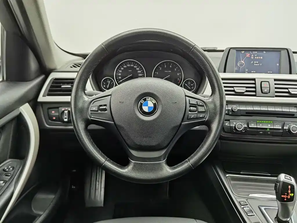 BMW 3 Series 2015 316Li Sport Line