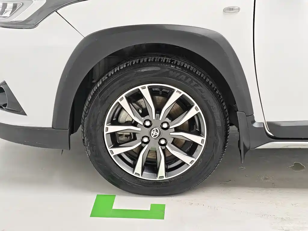 Yaris L 2022款 Yaris X 1.5L CVT Luxury Plus Edition