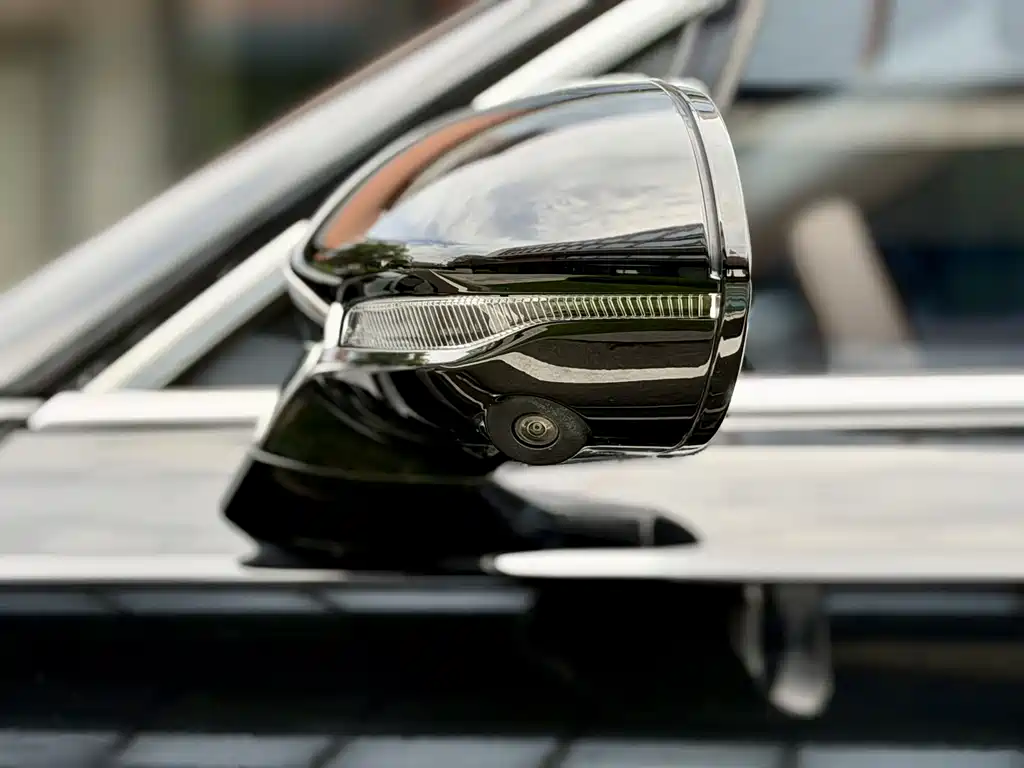 Hongqi H9 2022 Model 2.0T ZhiLian QiXiang Edition