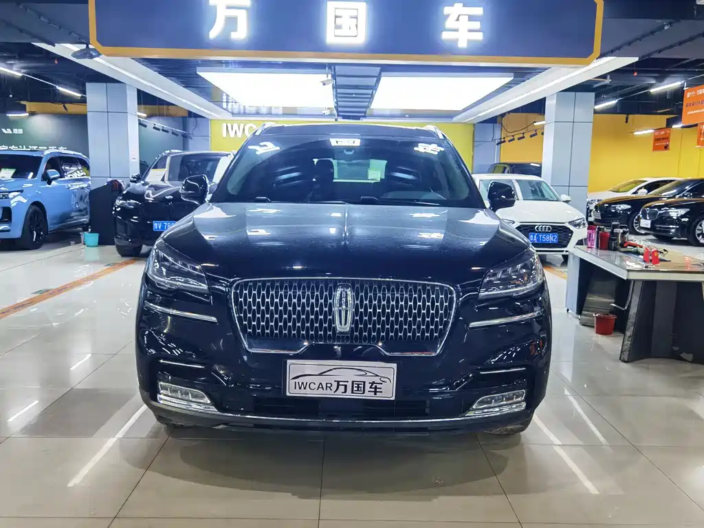 Flight 2021 3.0T V6 AWD Premium Edition