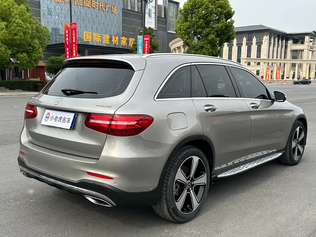 Mercedes-Benz GLC 2019 GLC 300 L 4MATIC Dynamic Edition