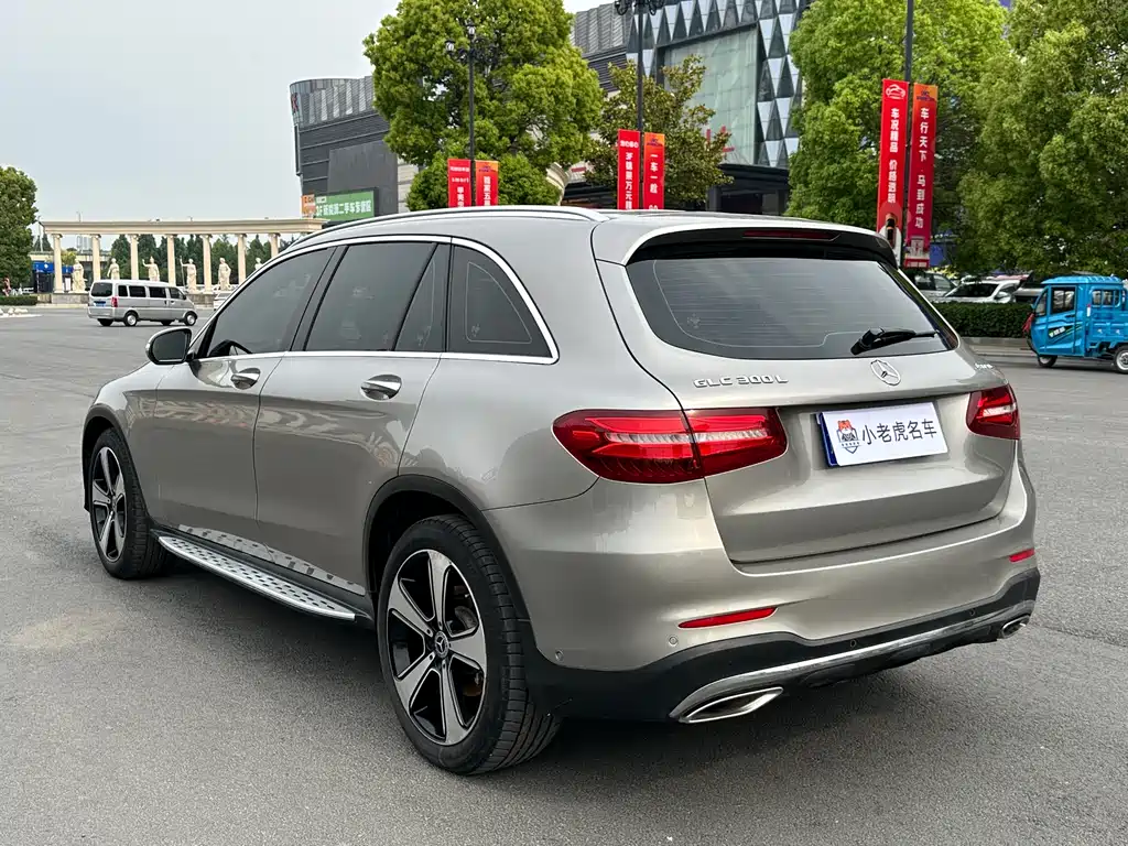 Mercedes-Benz GLC 2019 GLC 300 L 4MATIC Dynamic Edition