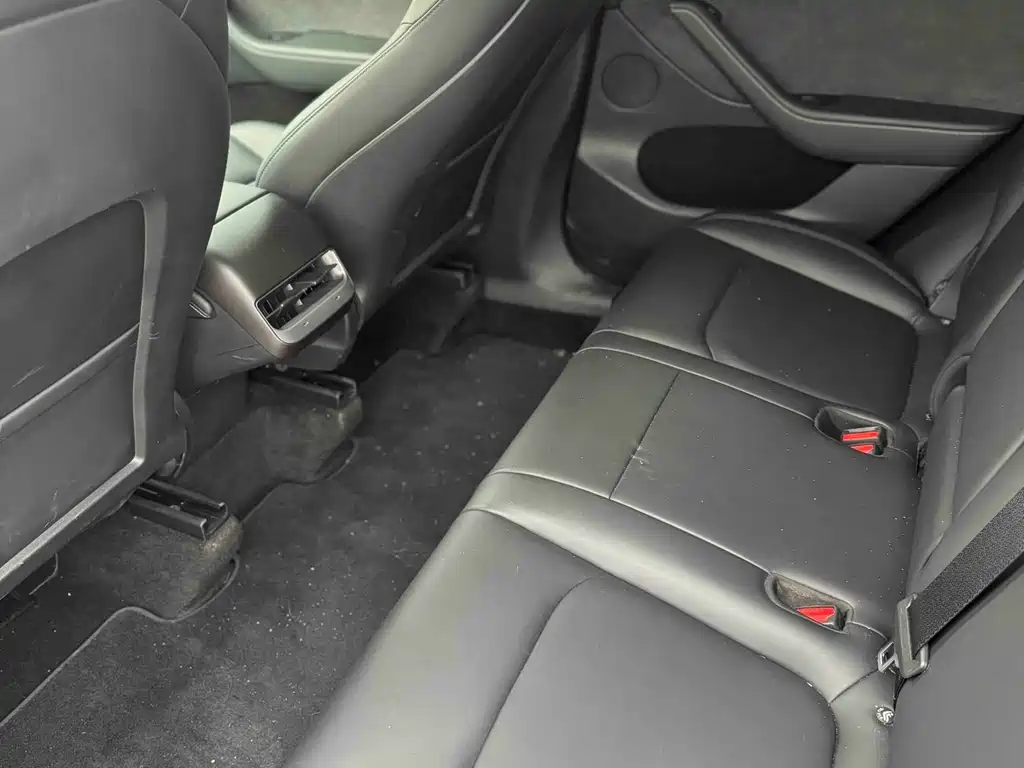 Model Y 2021 Long Range All-Wheel Drive Edition 3D7