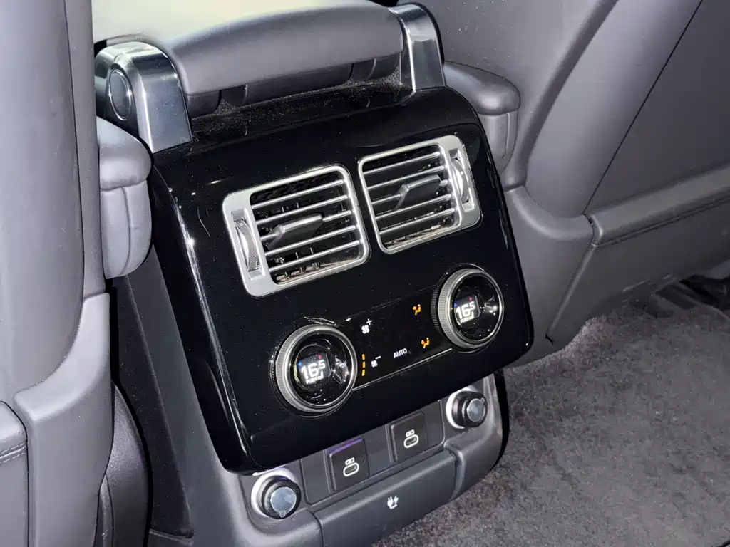 Range Rover 2022 3.0T P400 HSE China Specification