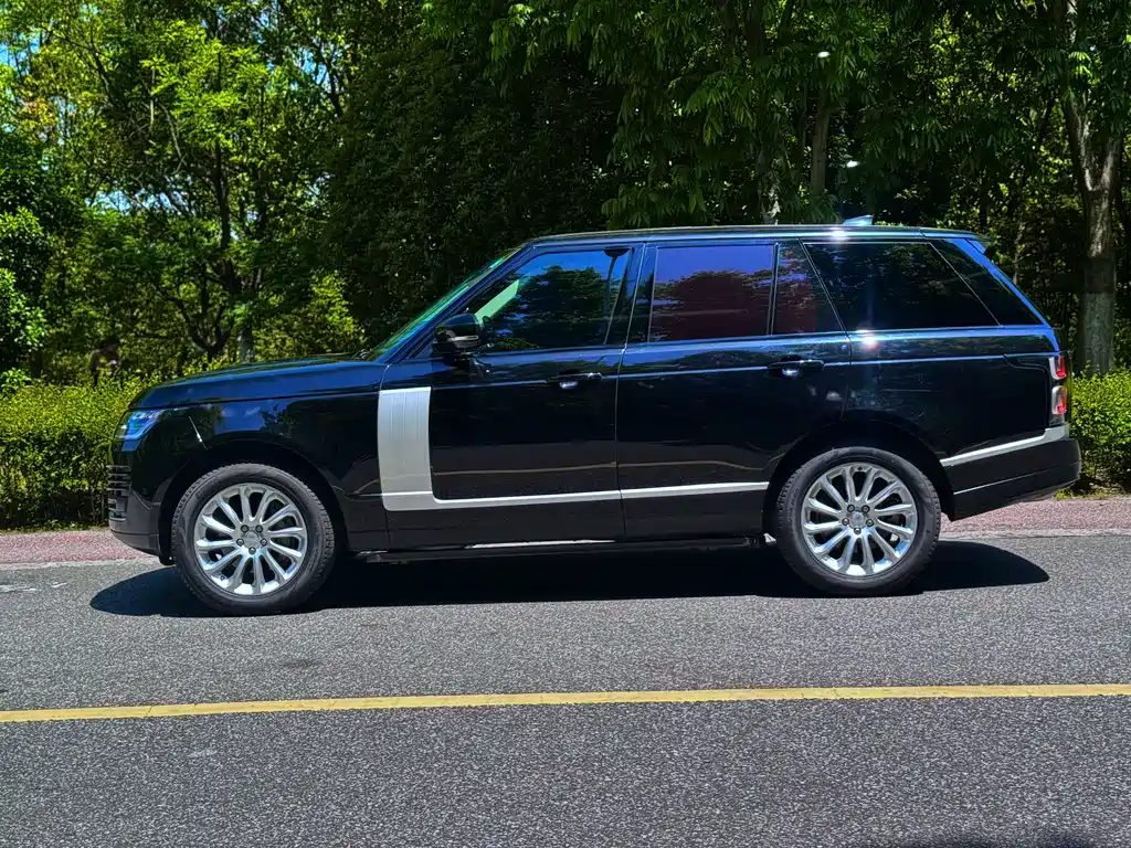 Range Rover 2021 3.0 L6 Legacy Edition