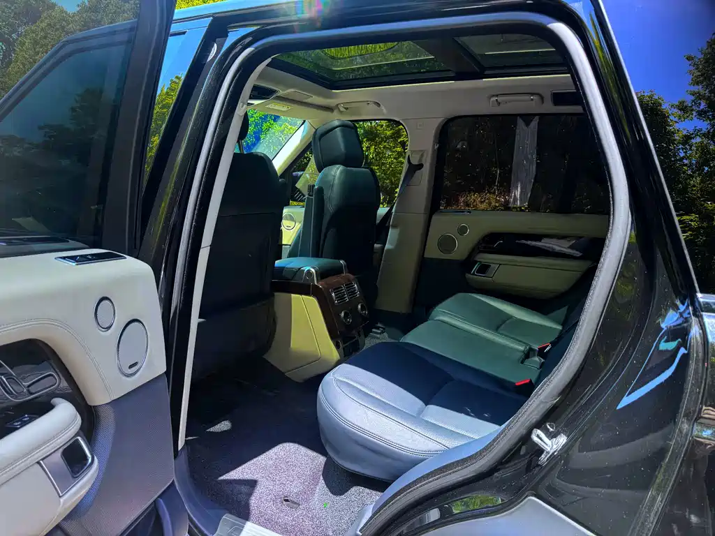 Range Rover 2021 3.0 L6 Legacy Edition