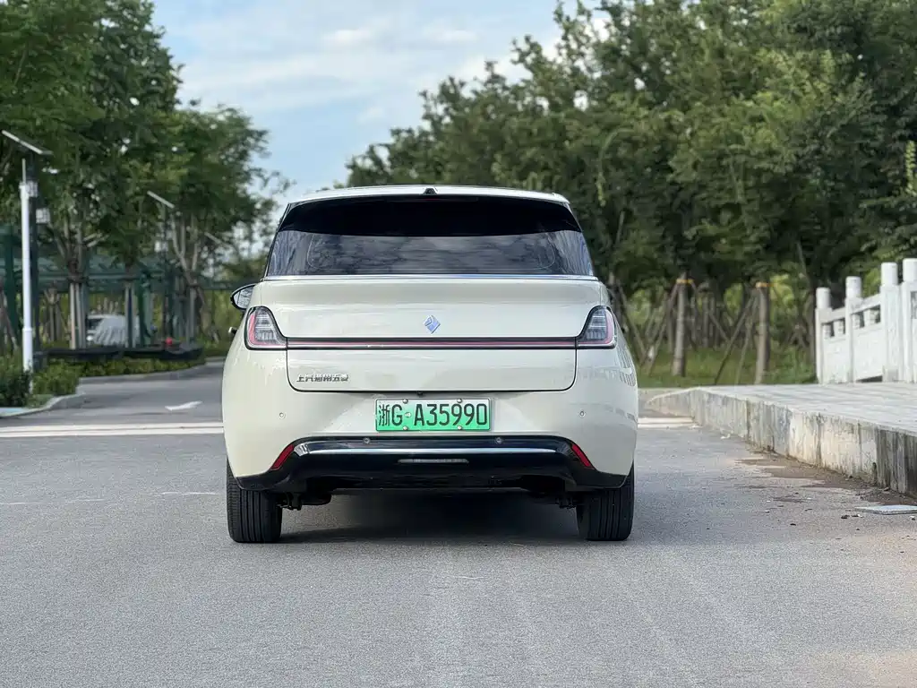 Baojun Yunduo 2023 Model 460 Max