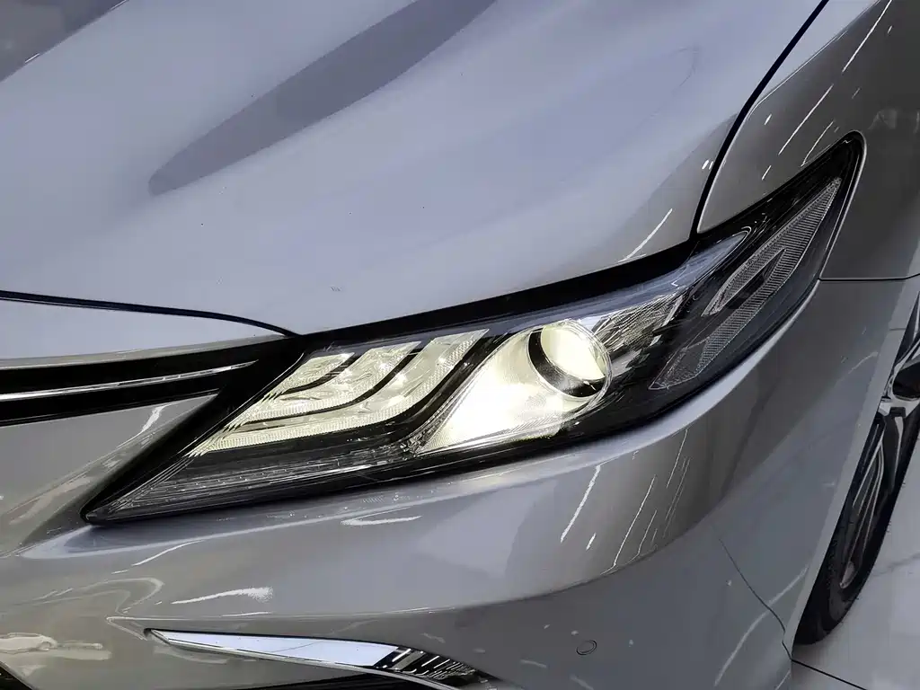 Camry 2021 2.5G Luxury Edition