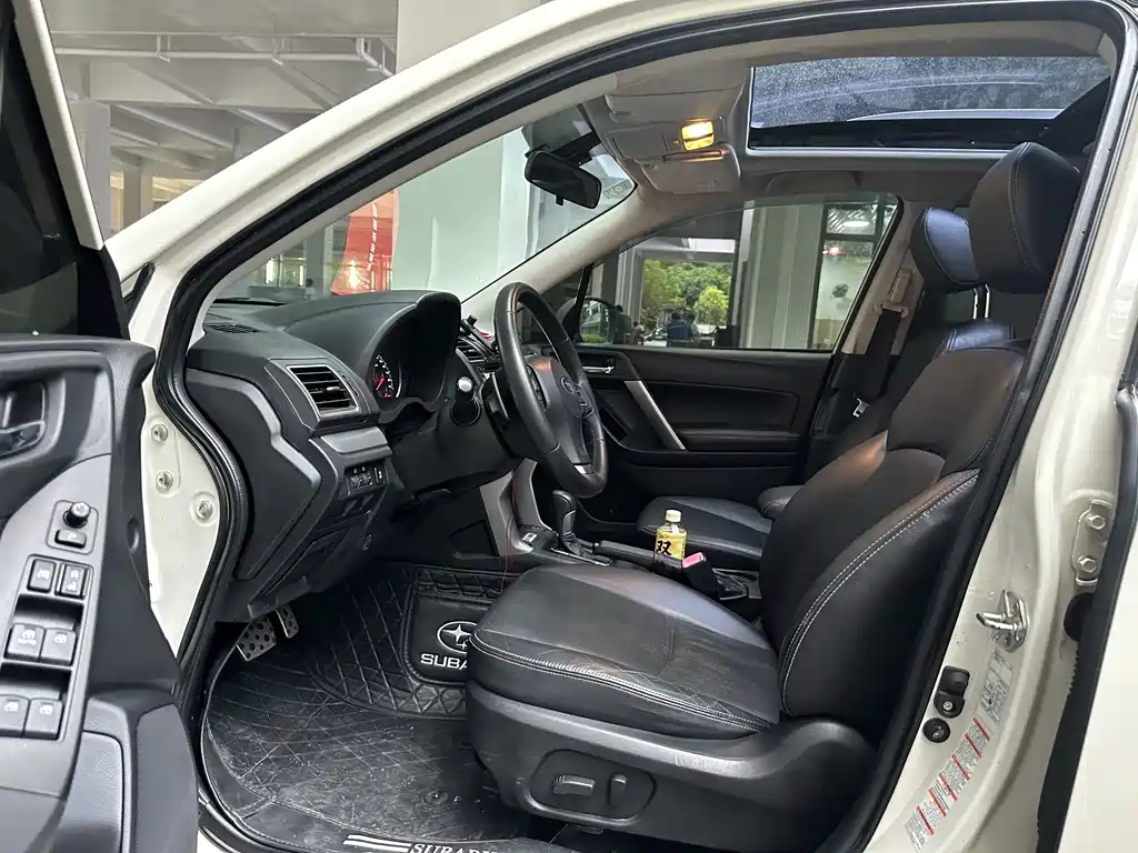Forester 2015 2.0i Special Edition Commemorative Version