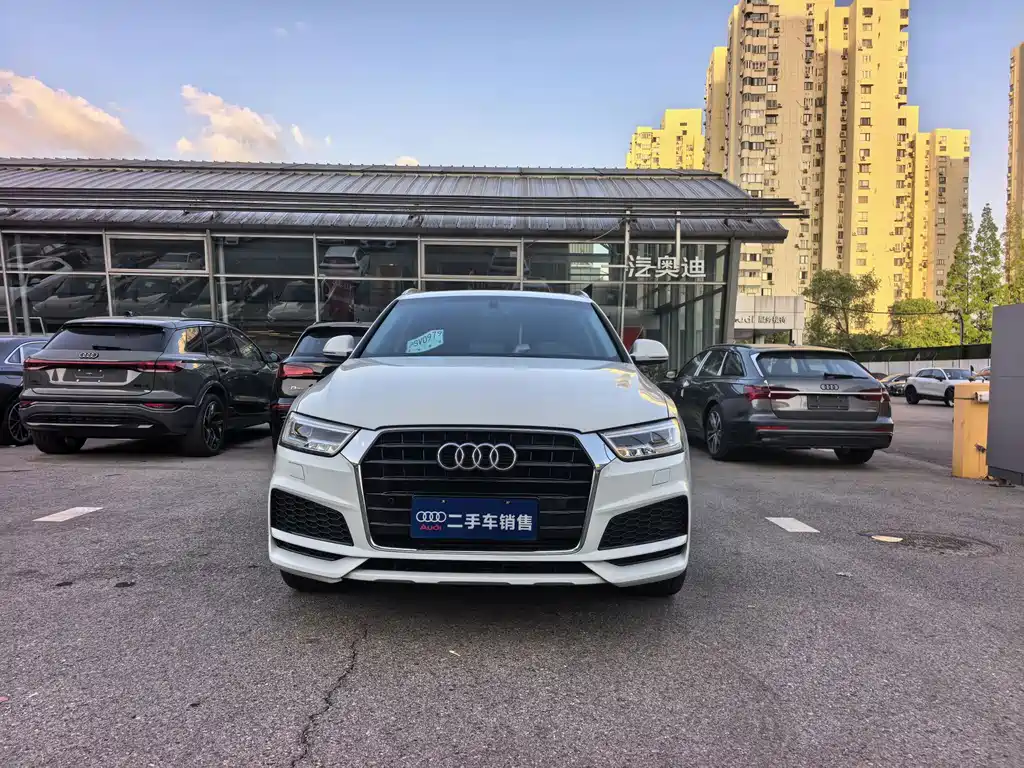 Audi Q3 2018 30th Anniversary Edition 35 TFSI Sport Line