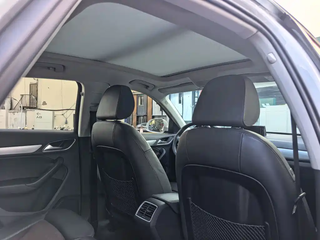 Audi Q3 2018 30th Anniversary Edition 35 TFSI Sport Line